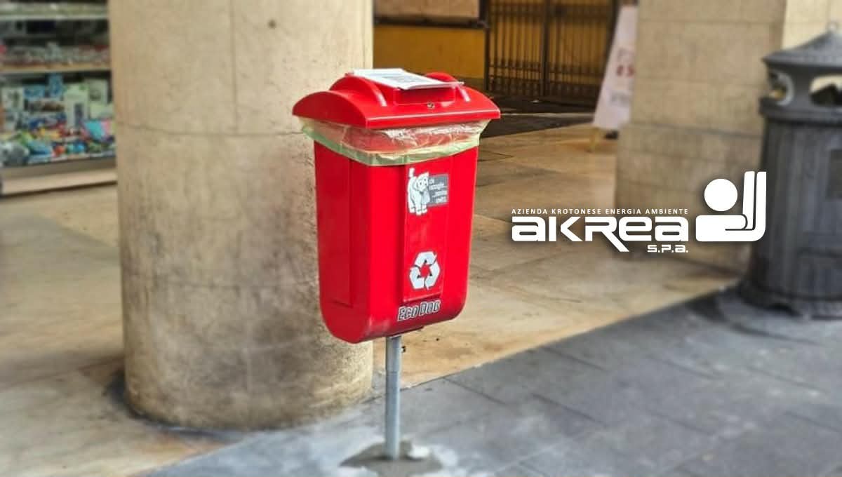 Installati in diverse zone della città gli Eco Dog, i cestini per deiezioni canine